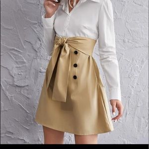 Colorblock front tie dress